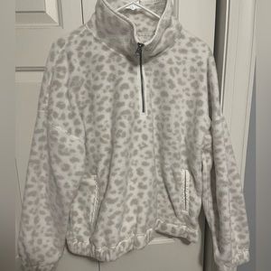Abercrombie and Fitch Leopard Quarter zip, size XL